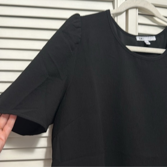 DR2 Daniel Rainn Texture Puff Sleeve Split-Back Blouse Black Size 2X - Picture 2 of 7